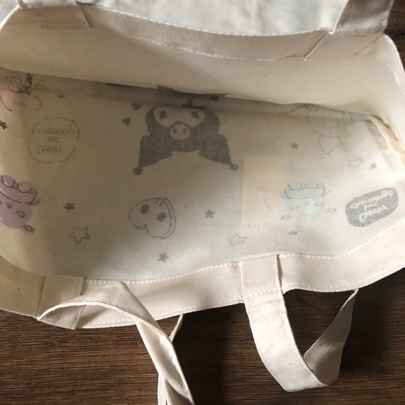 KUROMI-Imported (NWT) Lightweight Clothe Tote - Picture 9 of 11